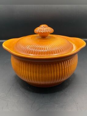 Vintage Hall Russetware Marmite Bowl with Lid